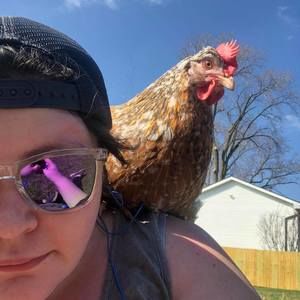 Meet your Posher, Kelly